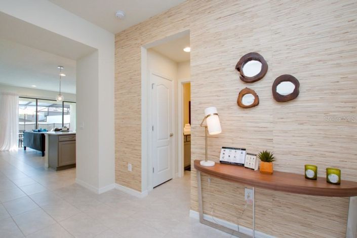 Image No.2-5 Bed Townhouse for sale