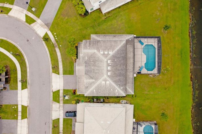 Image No.4-7 Bed Property for sale