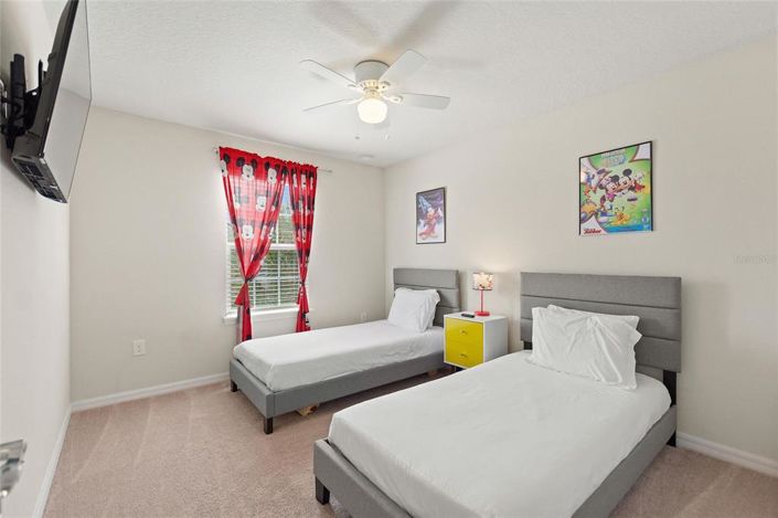 Image No.21-5 Bed House for sale