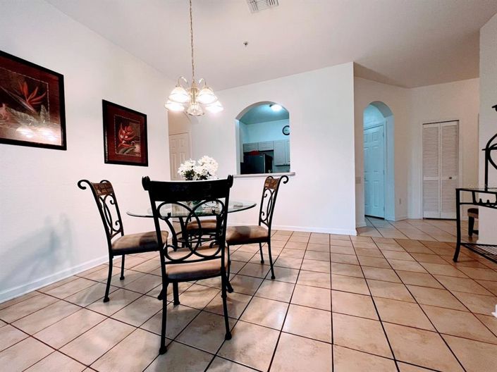 Image No.8-3 Bed Apartment for sale