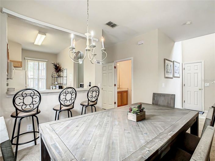 Image No.12-Maison de ville de 4 chambres à vendre à Saint John