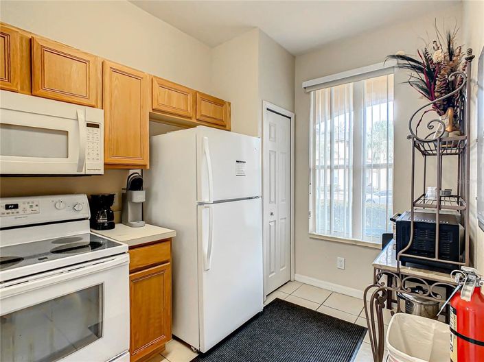 Image No.4-4 Bed Townhouse for sale