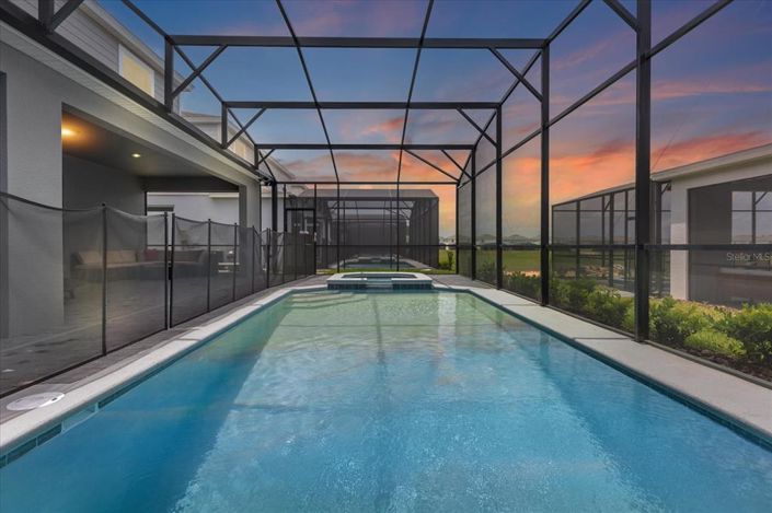 Image No.3-10 Bed House for sale