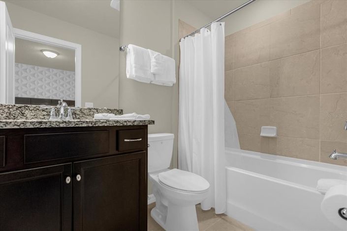 Image No.5-10 Bed Property for sale