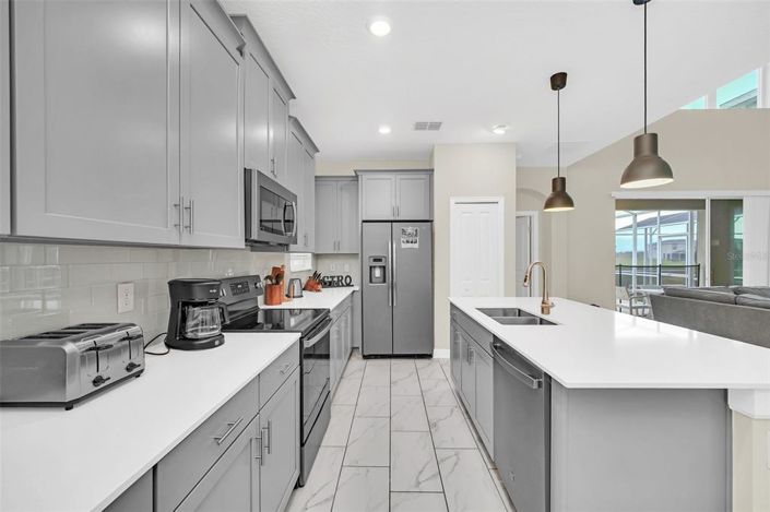 Image No.17-5 Bed House for sale