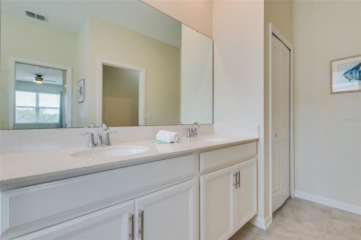 Image No.18-3 Bed Apartment for sale