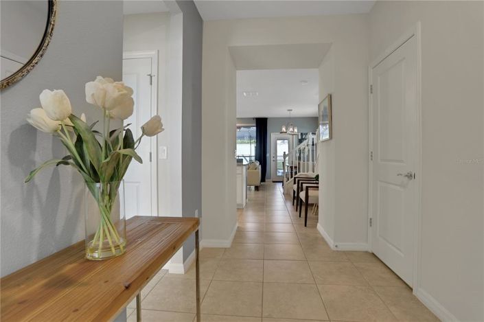 Image No.10-5 Bed Townhouse for sale