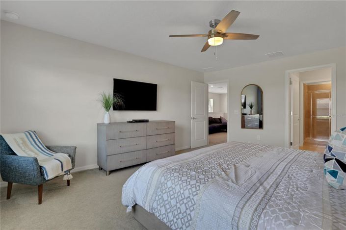 Image No.37-5 Bed Townhouse for sale