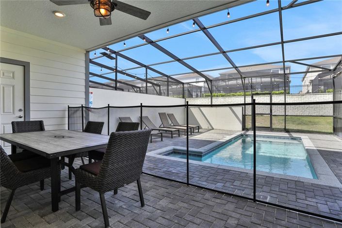 Image No.47-5 Bed Townhouse for sale