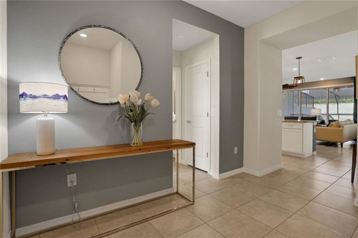 Image No.7-5 Bed Townhouse for sale