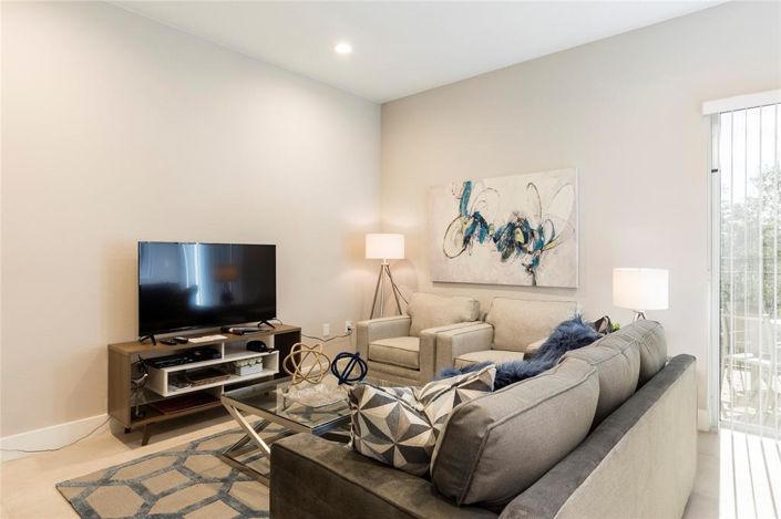 Image No.5-Maison de ville de 4 chambres à vendre à Saint John