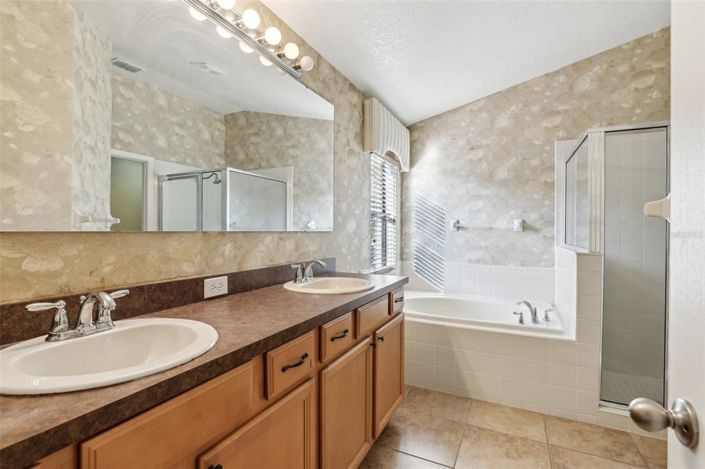 Image No.20-3 Bed House for sale