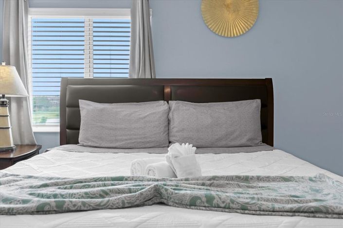 Image No.27-5 Bed Townhouse for sale