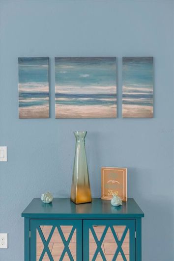 Image No.32-5 Bed Townhouse for sale