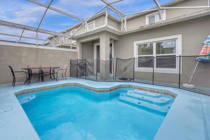 Image No.41-5 Bed Townhouse for sale