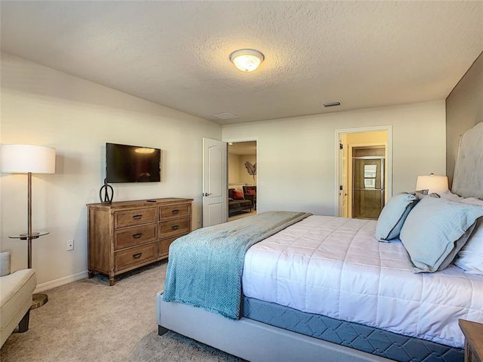 Image No.28-5 Bed Townhouse for sale