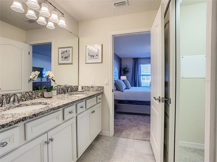 Image No.32-5 Bed Townhouse for sale