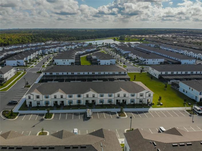 Image No.4-5 Bed Townhouse for sale