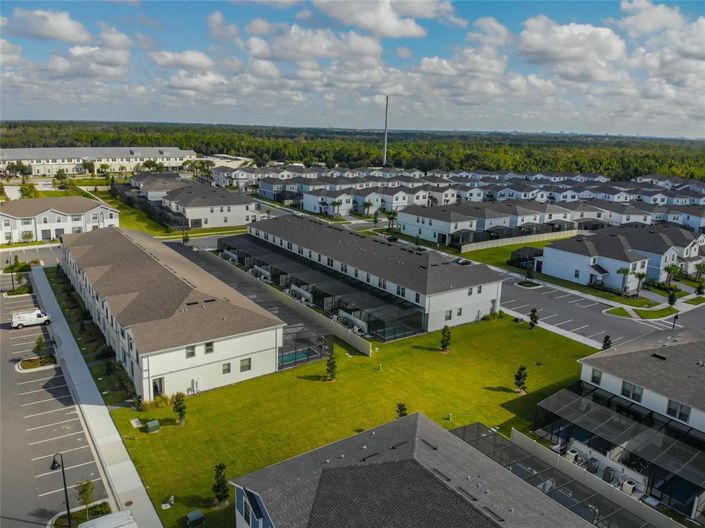 Image No.8-5 Bed Townhouse for sale