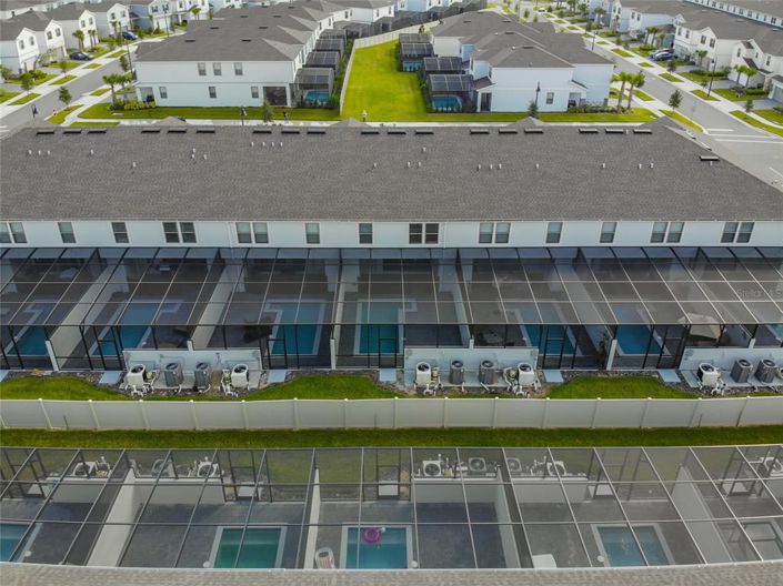 Image No.9-5 Bed Townhouse for sale