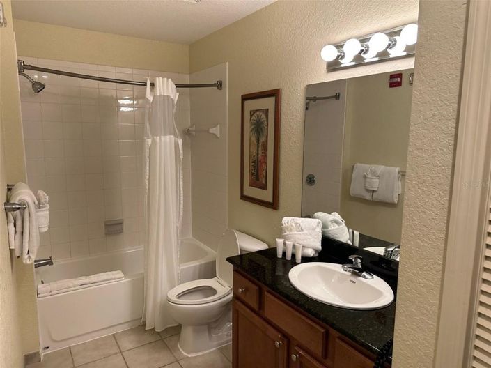 Image No.19-2 Bed Townhouse for sale