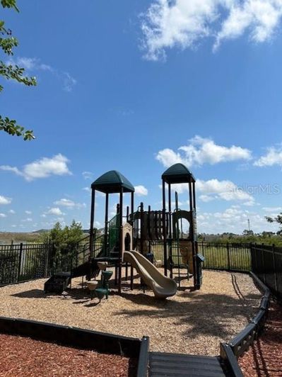 Image No.22-2 Bed Townhouse for sale