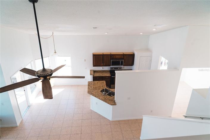 Image No.12-5 Bed Property for sale