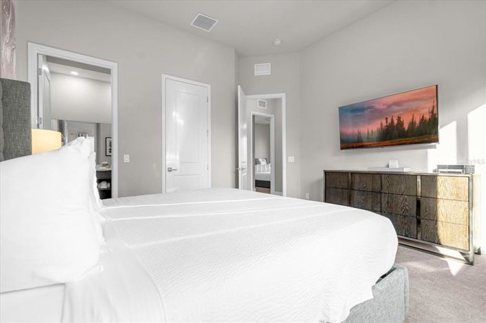 Image No.12-5 Bed Apartment for sale