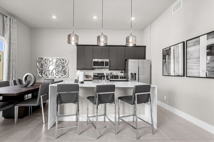 Image No.8-5 Bed Apartment for sale