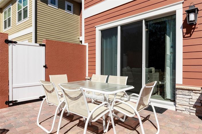 Image No.19-5 Bed Townhouse for sale