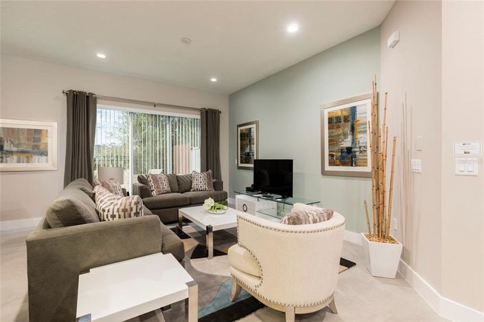 Image No.20-5 Bed Townhouse for sale