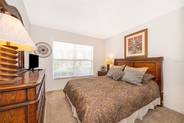 Image No.9-5 Bed House for sale