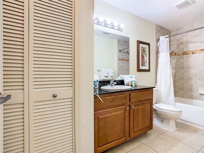 Image No.24-2 Bed Townhouse for sale