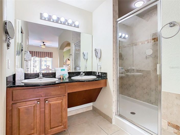 Image No.27-2 Bed Townhouse for sale