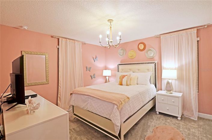 Image No.12-9 Bed House for sale