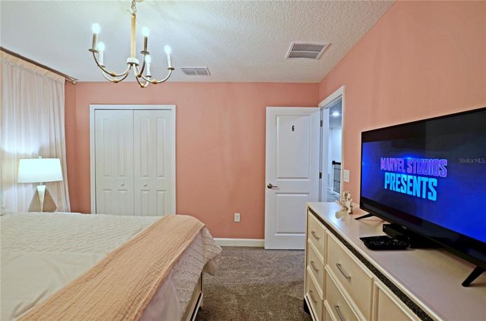 Image No.13-9 Bed House for sale