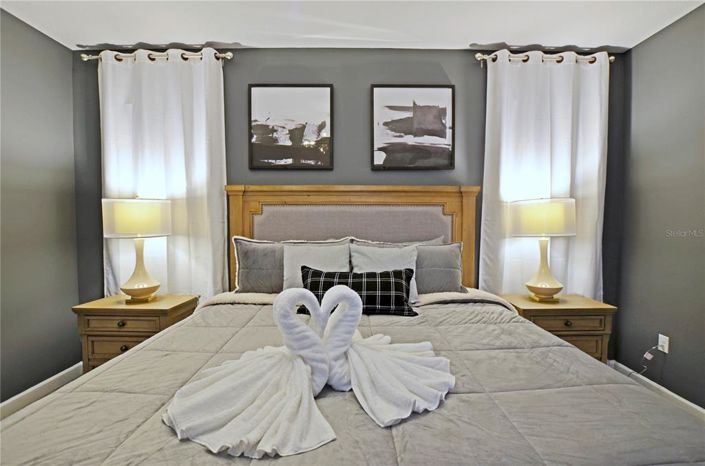 Image No.5-9 Bed House for sale
