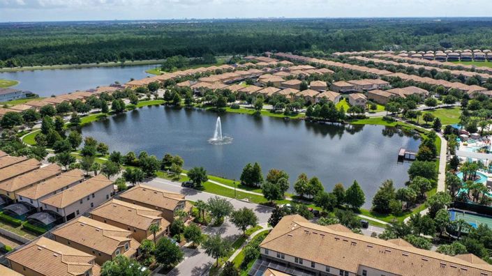 Image No.32-5 Bed Townhouse for sale