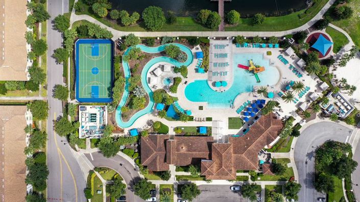 Image No.35-5 Bed Townhouse for sale