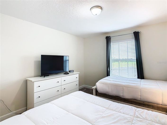 Image No.28-4 Bed Townhouse for sale