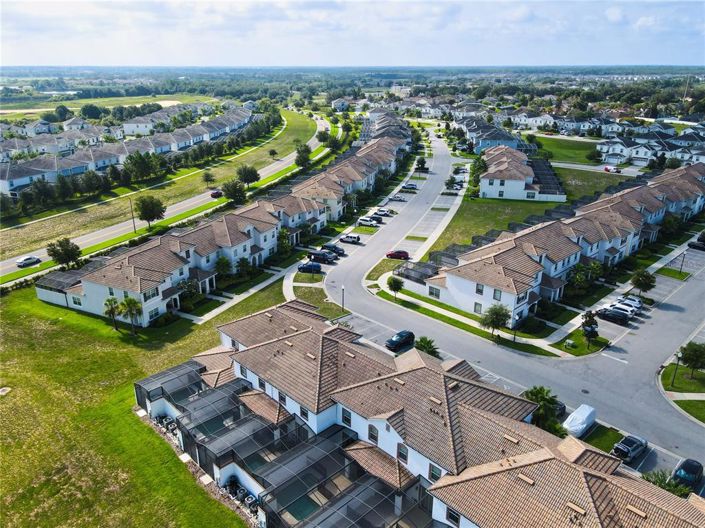 Image No.52-4 Bed Townhouse for sale