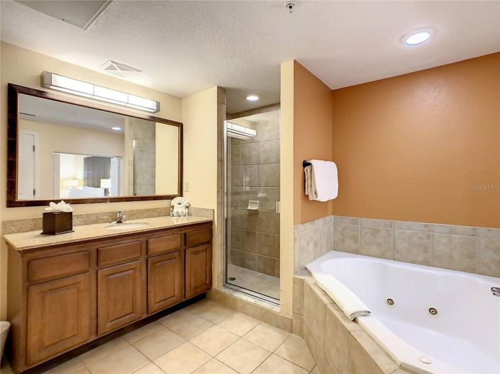 Image No.29-2 Bed Townhouse for sale