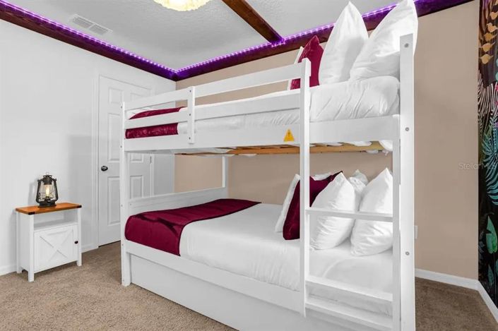 Image No.21-Maison de ville de 4 chambres à vendre à Saint John