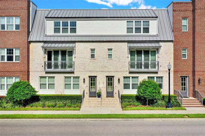 Image No.1-3 Bed Townhouse for sale
