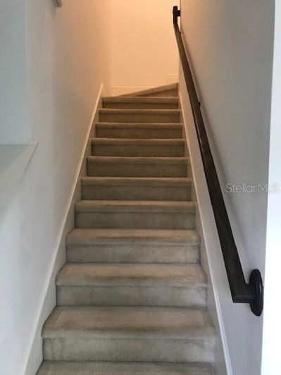 Image No.12-4 Bed Townhouse for sale