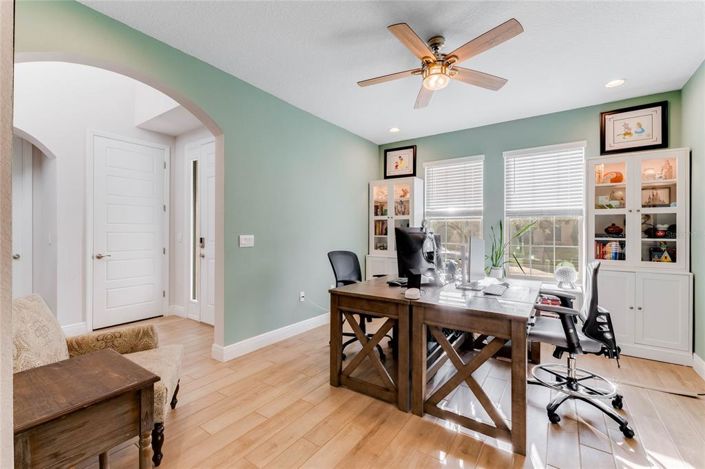 Image No.25-5 Bed House for sale