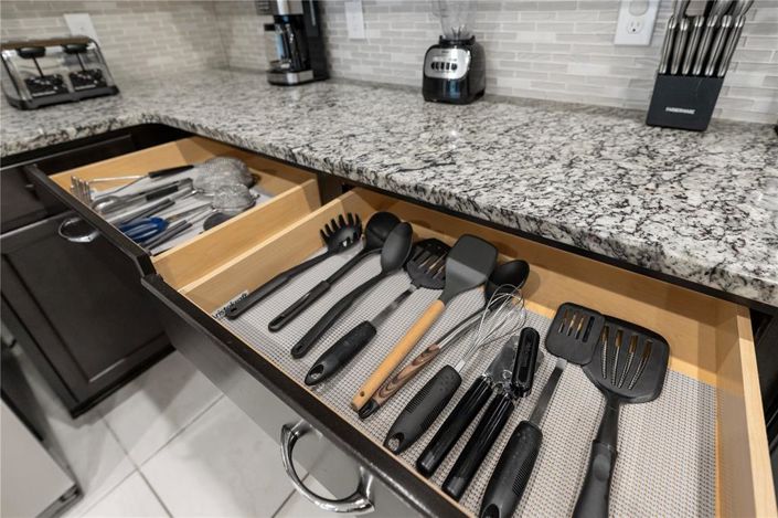 Image No.14-5 Bed Townhouse for sale