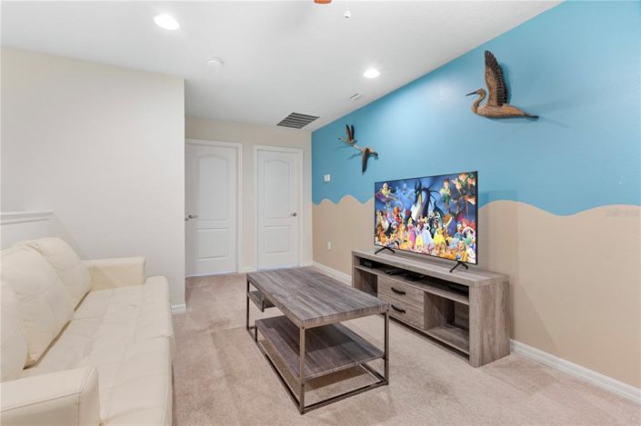 Image No.13-5 Bed Townhouse for sale