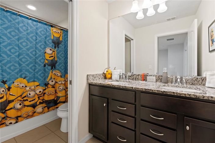 Image No.20-5 Bed Townhouse for sale