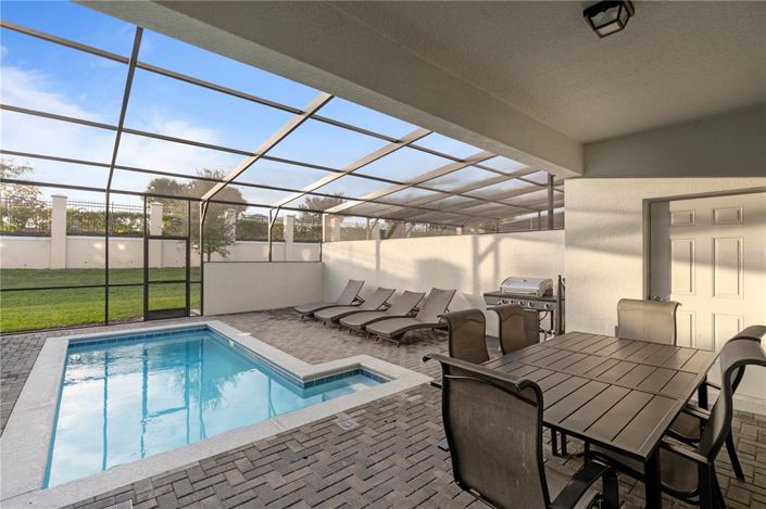 Image No.33-5 Bed Townhouse for sale